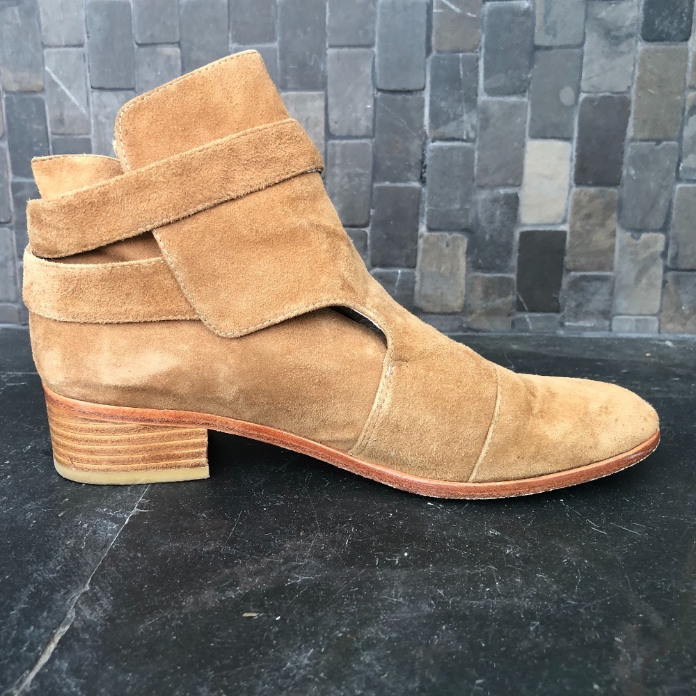 Plomo Tan Suede Wrap Around Booties